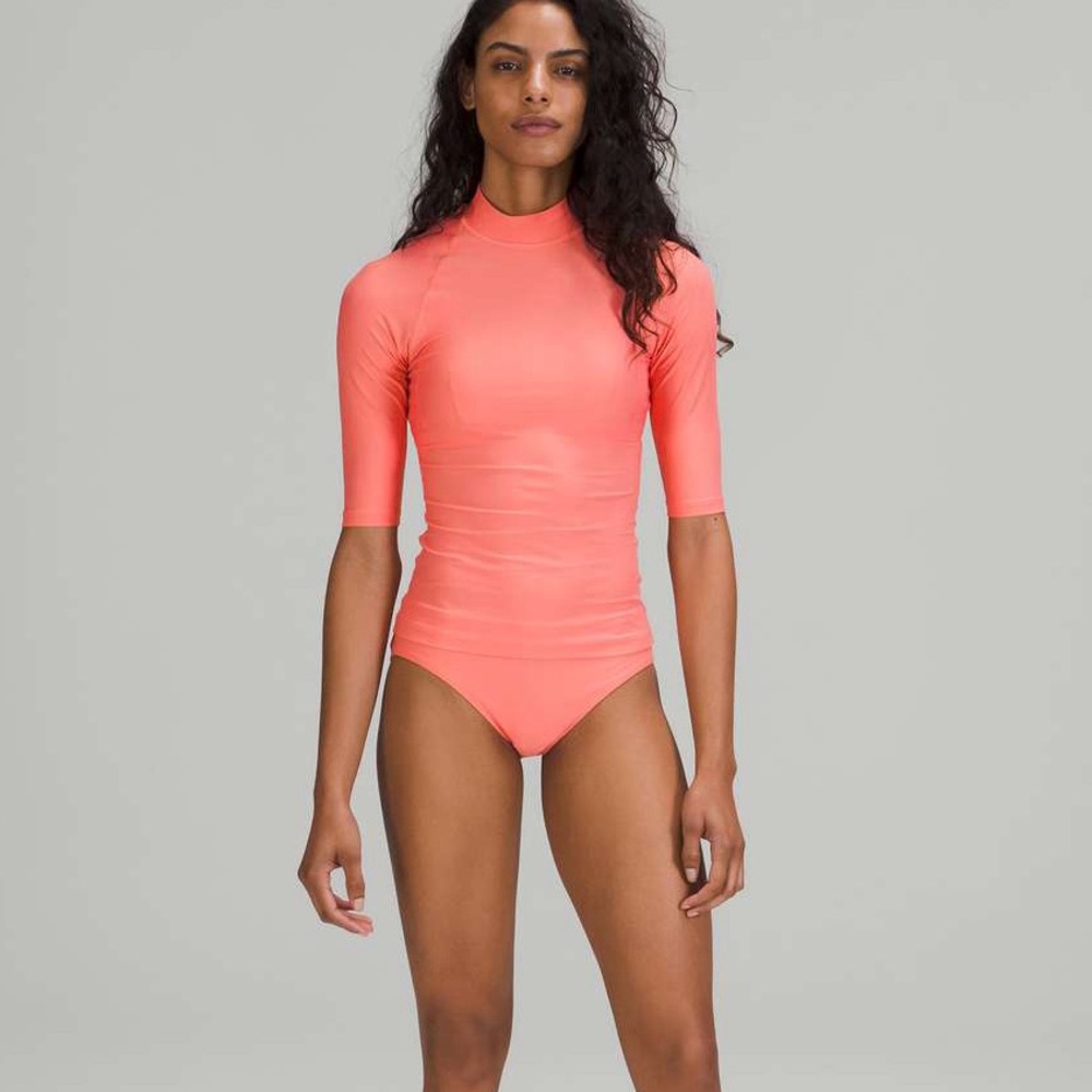 Lululemon Waterside UV Protection Short-Sleeve Rash Guard in Raspberry Cream - Picture 2 of 9